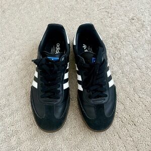 Adidas Samba black and white